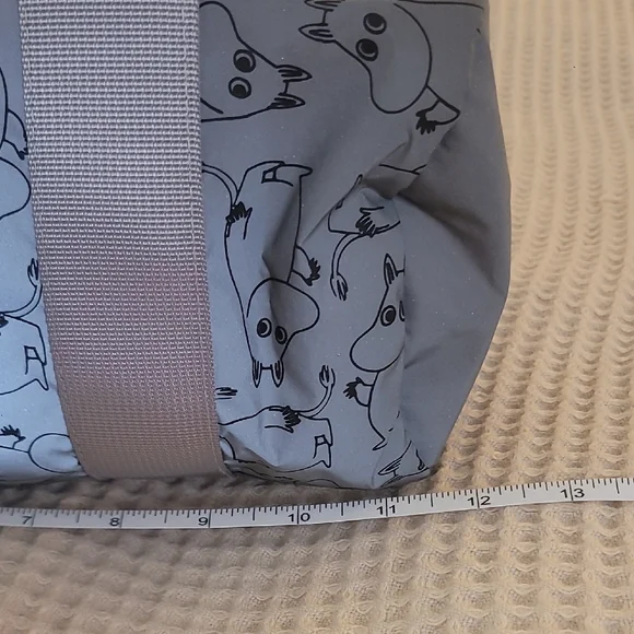NWT Gray Reflective Tote Bag with Moomin Print - Picture 12 of 14